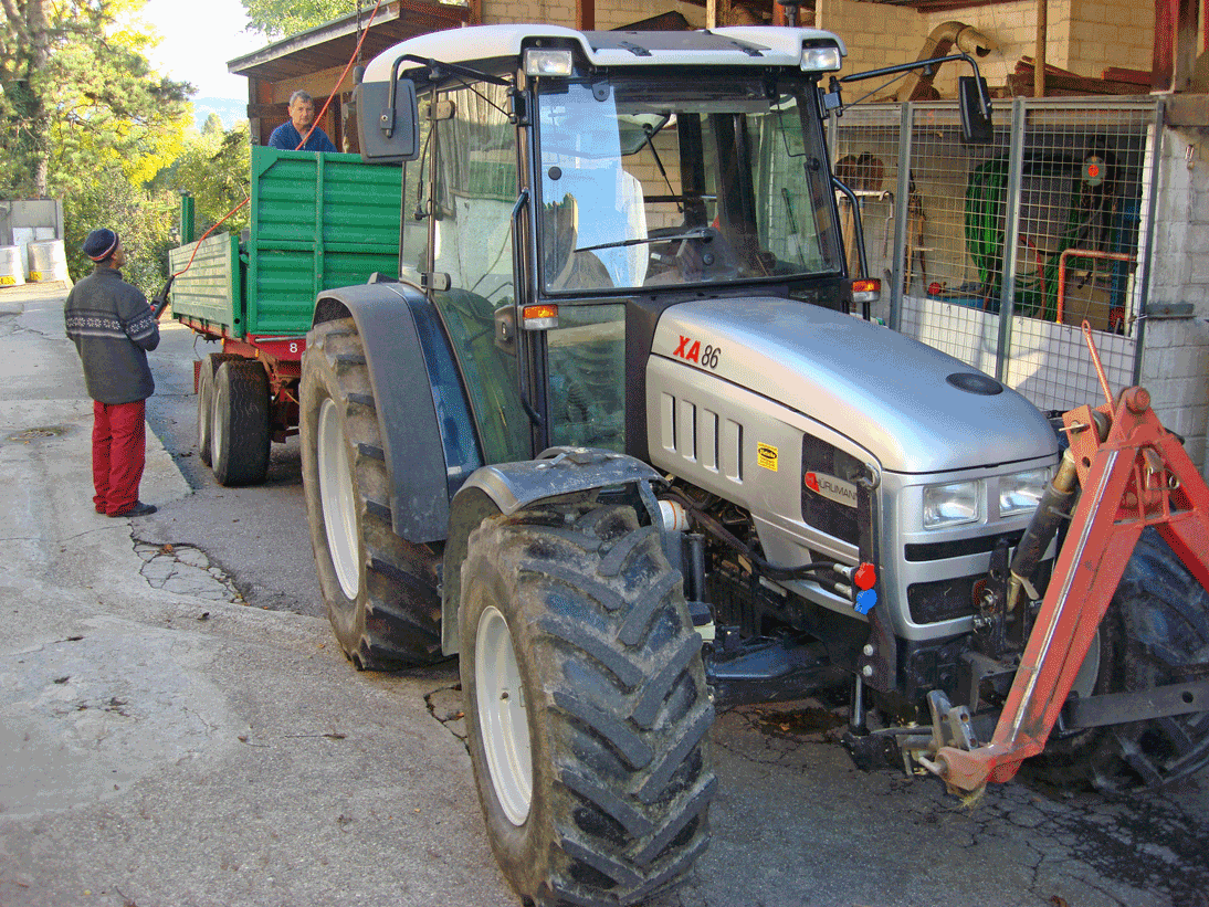 Traktor.png
